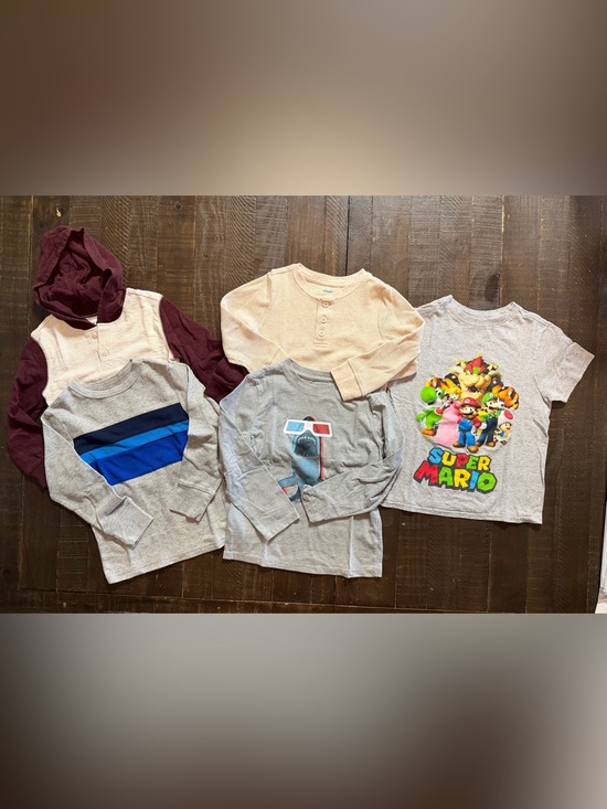 Other - (5 Pieces) Boys assorted tops (Sizes 4 and 5) Gently worn, good condition.